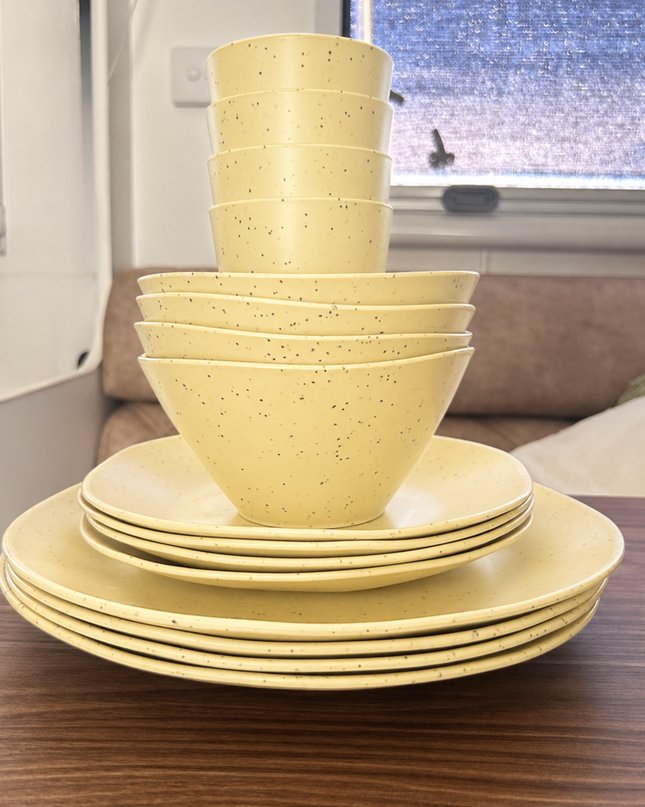 Caravan dinnerware - Speckled Lemon